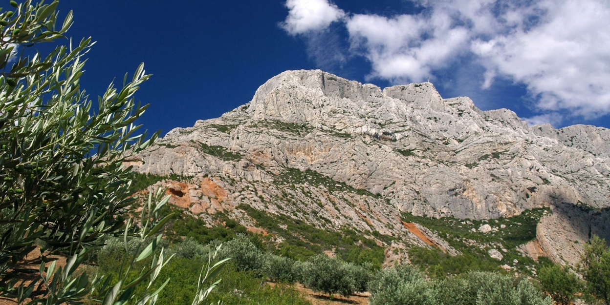 Bientôt sur Aix-en-Provence - Chemin de Beauregard